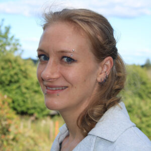 Lynn KaleSenior Software Engineer Lynn KaleSenior Software Engineer